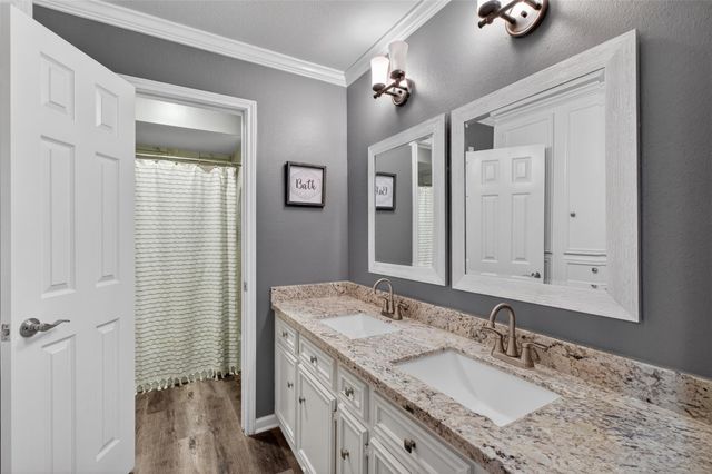 3931 Pleasant Valley Drive, Missouri City, TX 77459