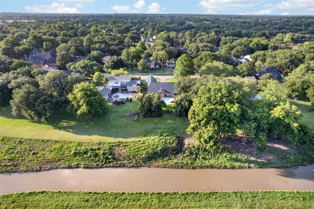 3931 Pleasant Valley Drive, Missouri City, TX 77459