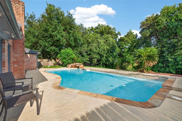 3931 Pleasant Valley Drive, Missouri City, TX 77459