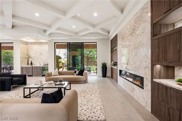 6 Greely Club Trail, Henderson, NV 89052
