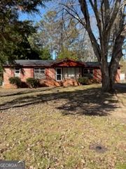 135 Preston Place, Lagrange, GA 30241