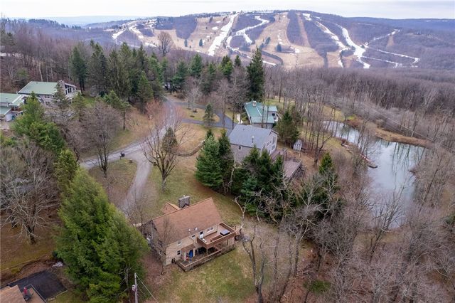 266 Alpine Heights Rd, Saltlick Twp, PA 15622