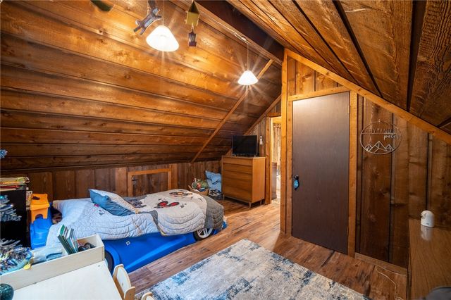 266 Alpine Heights Rd, Saltlick Twp, PA 15622