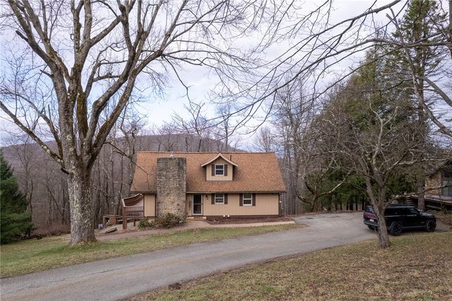 266 Alpine Heights Rd, Saltlick Twp, PA 15622