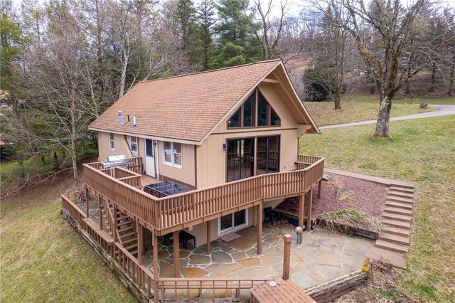 266 Alpine Heights Rd, Saltlick Twp, PA 15622