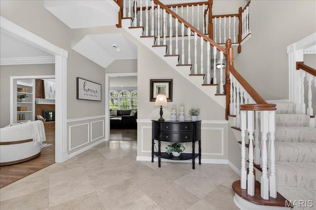 17601 Burnham Court, Chesterfield, MO 63005