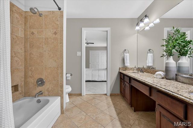 17601 Burnham Court, Chesterfield, MO 63005