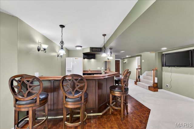17601 Burnham Court, Chesterfield, MO 63005