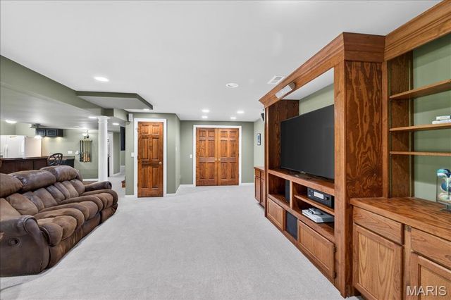 17601 Burnham Court, Chesterfield, MO 63005