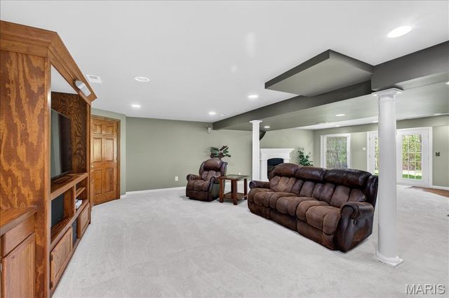 17601 Burnham Court, Chesterfield, MO 63005