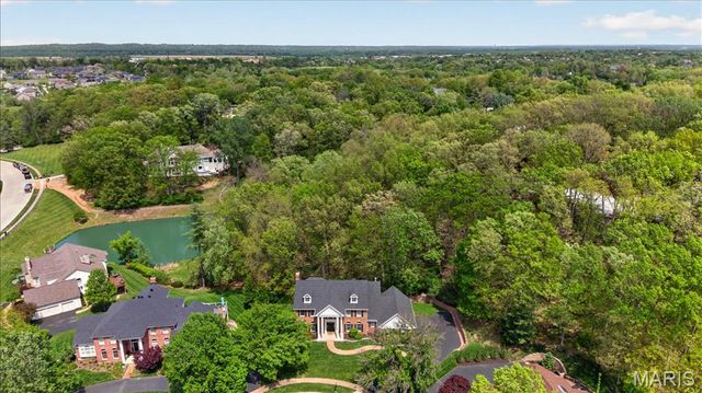 17601 Burnham Court, Chesterfield, MO 63005