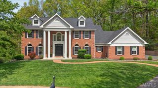 17601 Burnham Court, Chesterfield, MO 63005