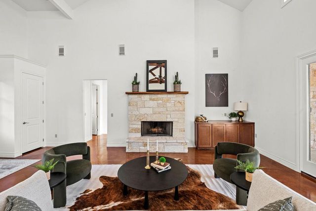 744 Canna Lily CIR, Driftwood, TX 78619