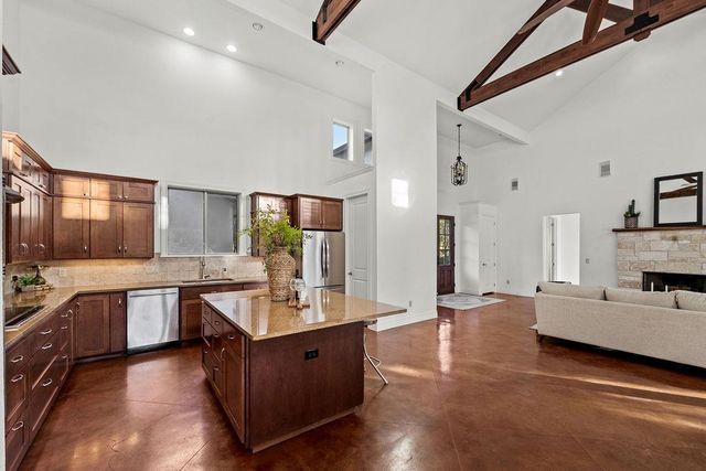 744 Canna Lily CIR, Driftwood, TX 78619