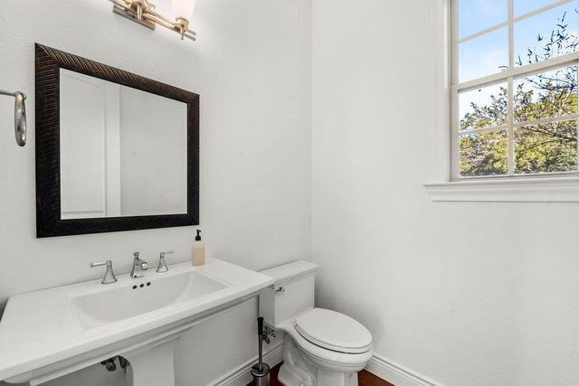 744 Canna Lily CIR, Driftwood, TX 78619