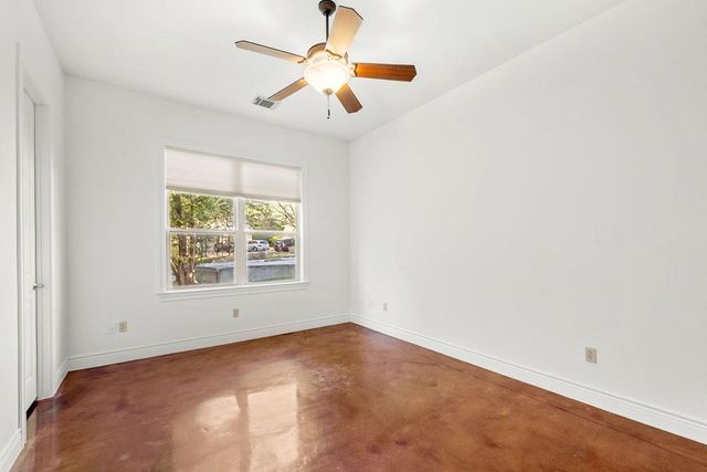 744 Canna Lily CIR, Driftwood, TX 78619