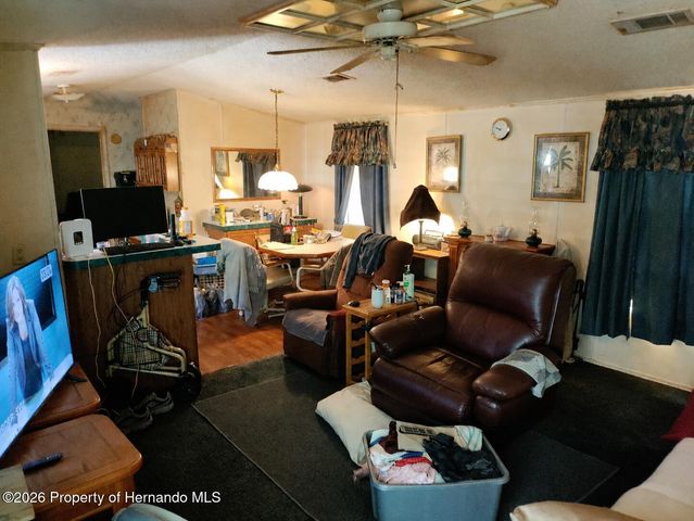 7068 W Pershing Drive, Homosassa, FL 34448