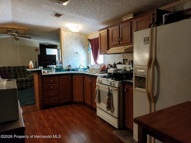 7068 W Pershing Drive, Homosassa, FL 34448