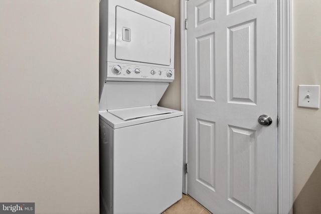 909 WOODCHIP RD, Lumberton, NJ 08048