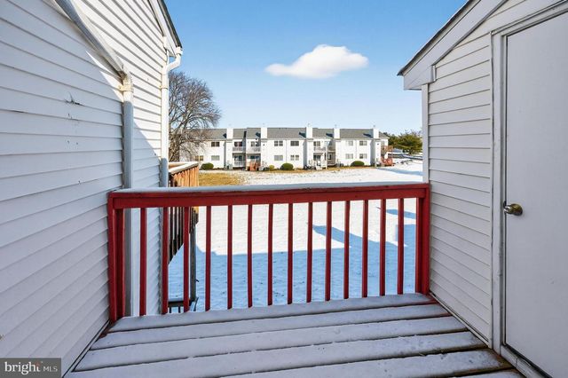 909 WOODCHIP RD, Lumberton, NJ 08048