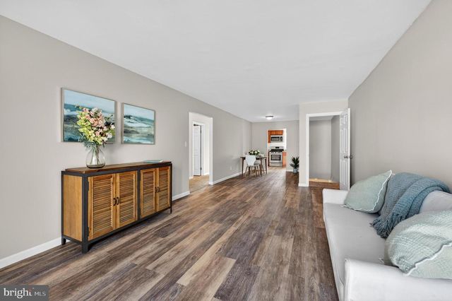 909 WOODCHIP RD, Lumberton, NJ 08048