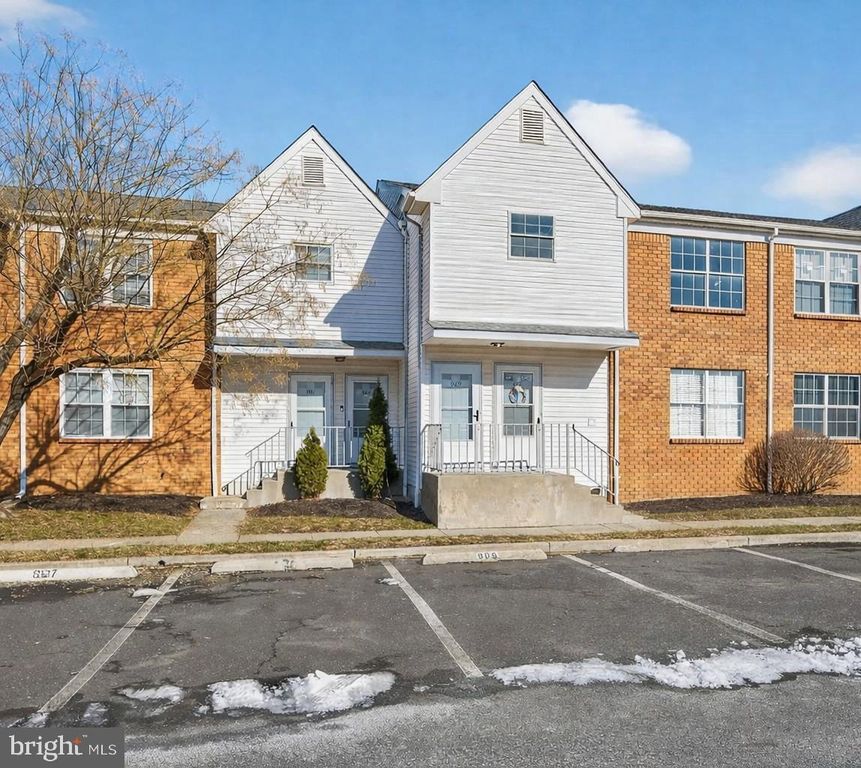 909 WOODCHIP RD, Lumberton, NJ 08048