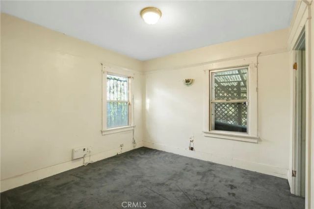3940 Denker, Los Angeles, CA 90062