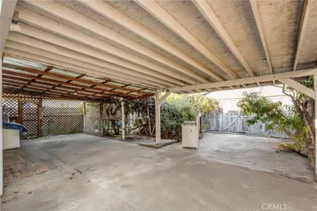 3940 Denker, Los Angeles, CA 90062
