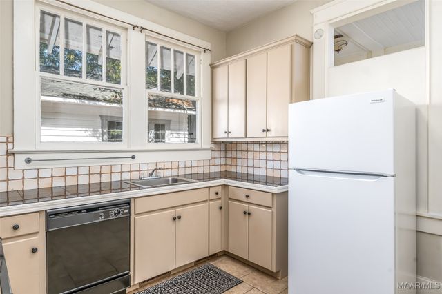 951 CLOVERDALE Road, Montgomery, AL 36106