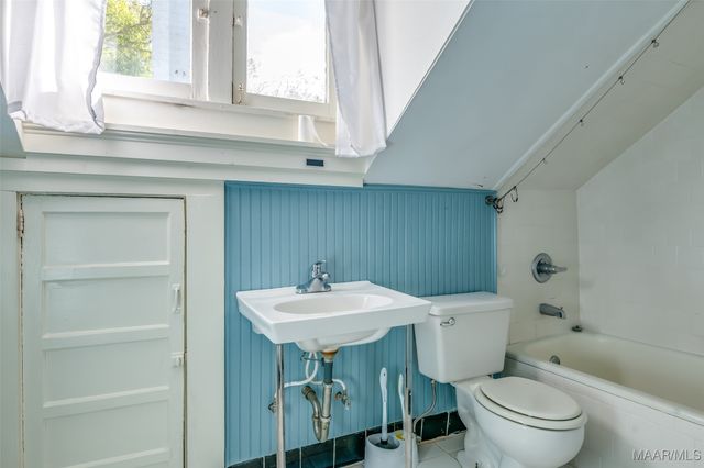 951 CLOVERDALE Road, Montgomery, AL 36106