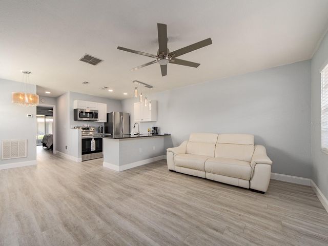 2476 ENTERPRISE ROAD 1, Clearwater, FL 33763
