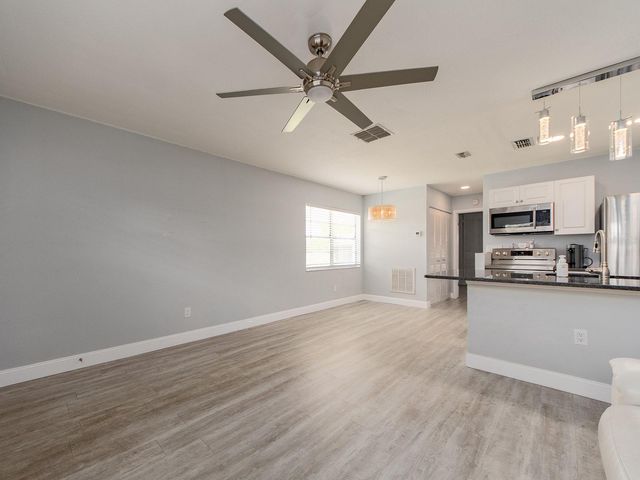 2476 ENTERPRISE ROAD 1, Clearwater, FL 33763