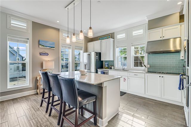 137 Palmilla Cr 201, Port Aransas, TX 78373