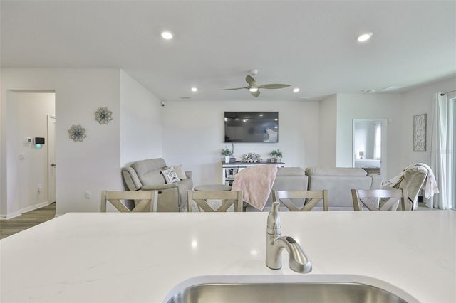 5640 SILVER MOONLIGHT DRIVE, Palmetto, FL 34221