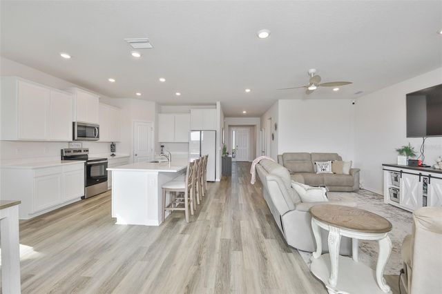 5640 SILVER MOONLIGHT DRIVE, Palmetto, FL 34221