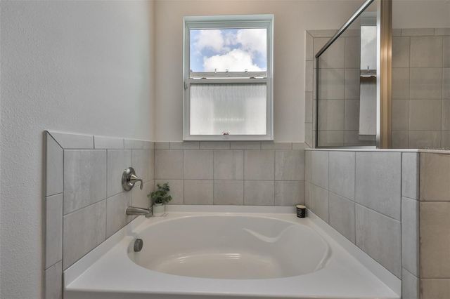 5640 SILVER MOONLIGHT DRIVE, Palmetto, FL 34221