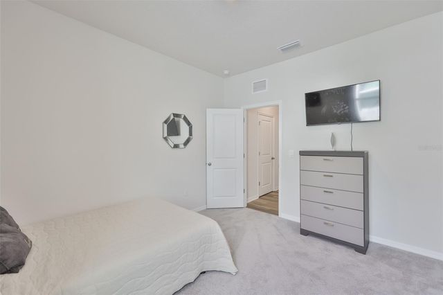 5640 SILVER MOONLIGHT DRIVE, Palmetto, FL 34221