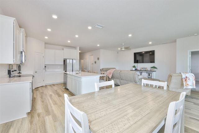 5640 SILVER MOONLIGHT DRIVE, Palmetto, FL 34221