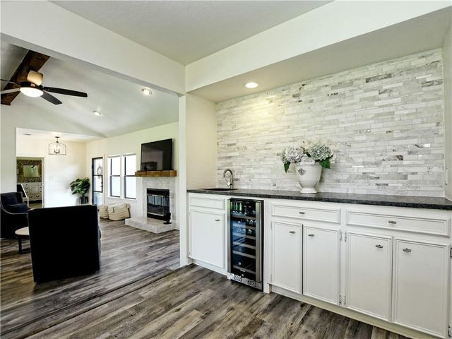 730 Vanguard ST, Lakeway, TX 78734