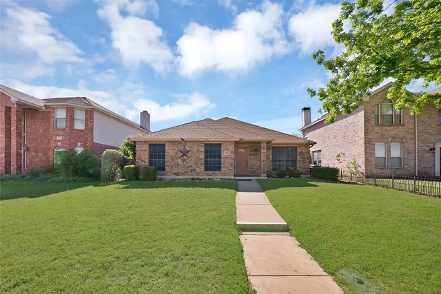 7337 Indiana Avenue, Fort Worth, TX 76137