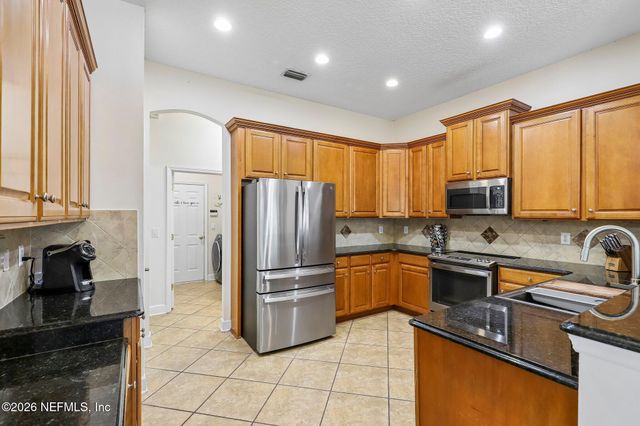 2282 W CLOVELLY Lane, St. Augustine, FL 32092