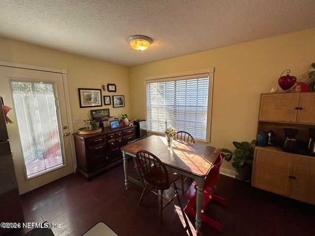 1205 16TH Street N, Jacksonville Beach, FL 32250