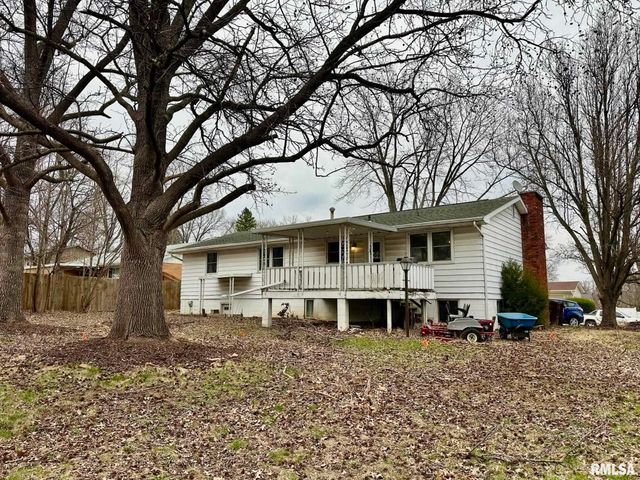 2721 N ELMCROFT Drive, Peoria, IL 61604