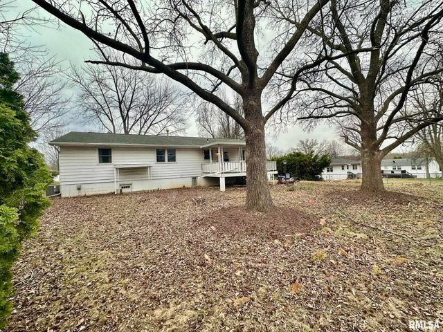 2721 N ELMCROFT Drive, Peoria, IL 61604