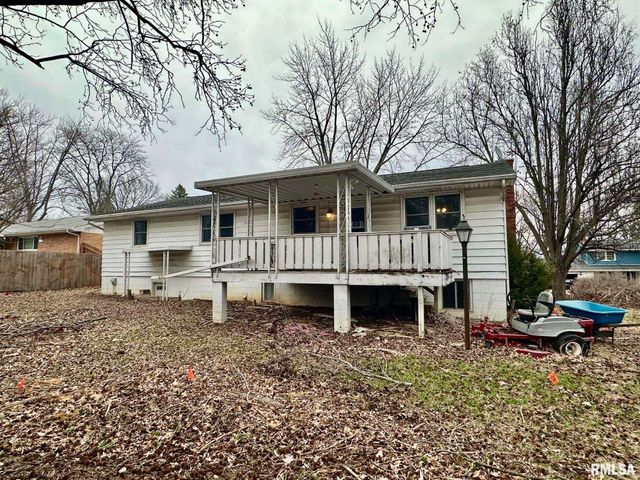 2721 N ELMCROFT Drive, Peoria, IL 61604