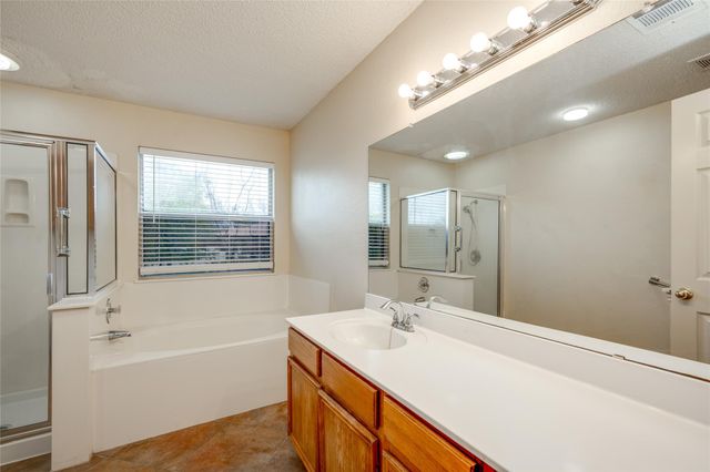 3807 Eagles Nest ST, Round Rock, TX 78665