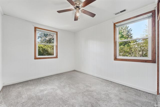 633 Ridgewood Drive, Fort Wayne, IN 46805