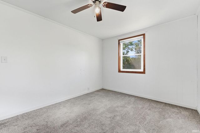 633 Ridgewood Drive, Fort Wayne, IN 46805