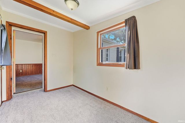 633 Ridgewood Drive, Fort Wayne, IN 46805