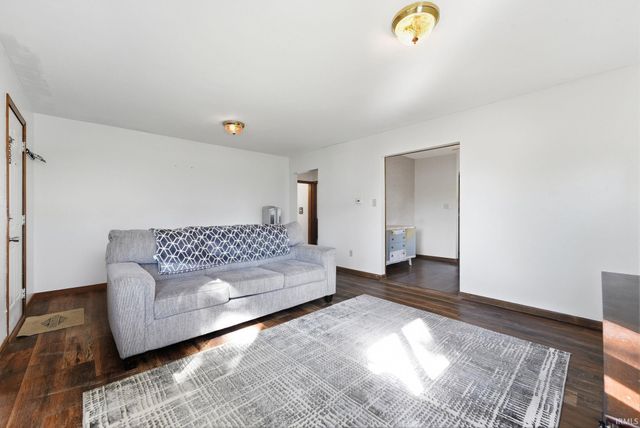 633 Ridgewood Drive, Fort Wayne, IN 46805
